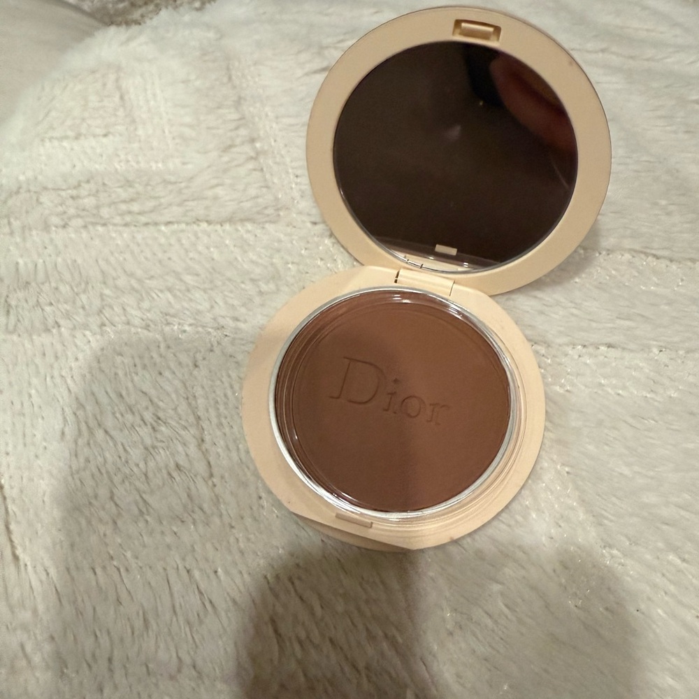 Dior Brown Bronzer Matte Contour